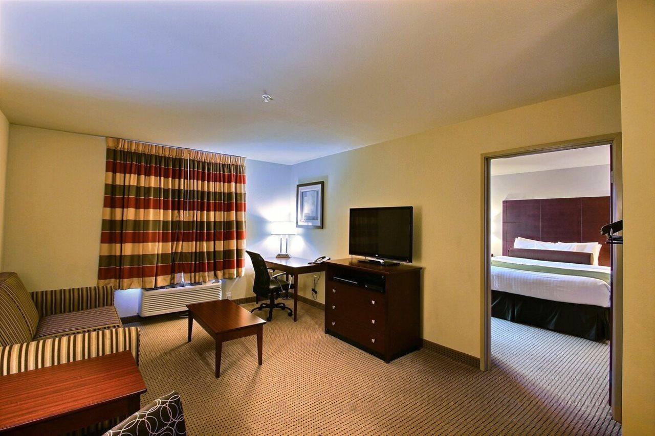 Americinn By Wyndham אושקוש מראה חיצוני תמונה