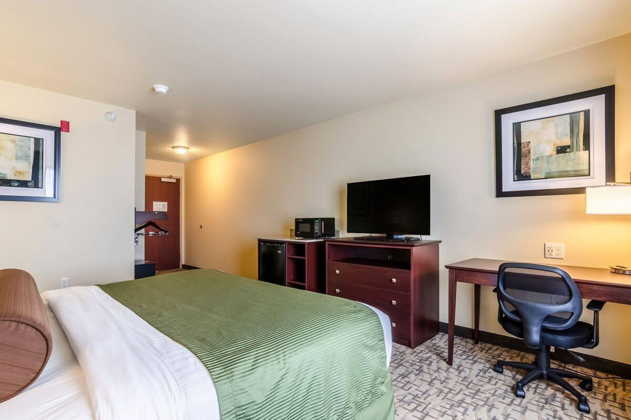 Americinn By Wyndham אושקוש מראה חיצוני תמונה